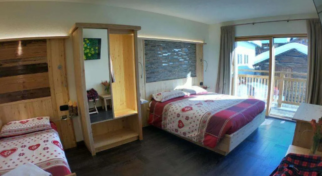 Hotel Carpe Diem, Book Bed and Breakfast Livigno Lombardy
