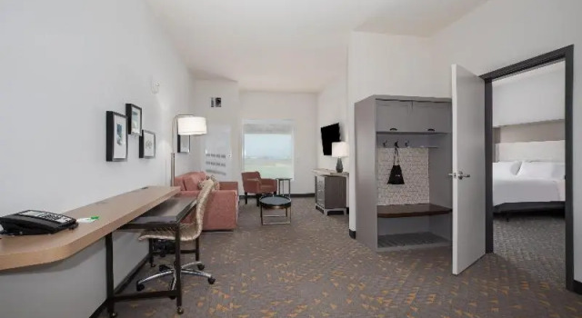 Люкс Holiday Inn Glendale - Stadium & Ent Dist by IHG