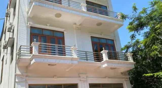 Khách sạn Hải Ninh, Rezervați Hotel Hoteluri în Ha Giang cu parcare, Parcare
