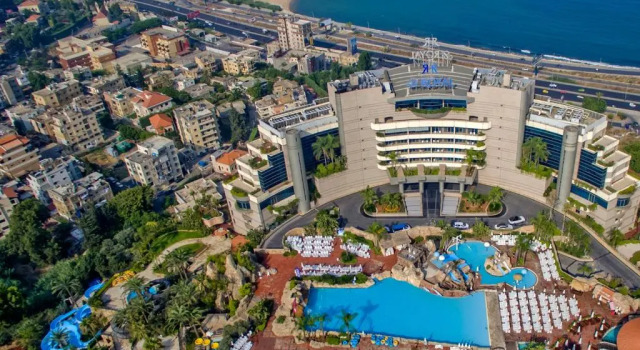 Двухместный номер Standard Le Royal Hotel - Beirut