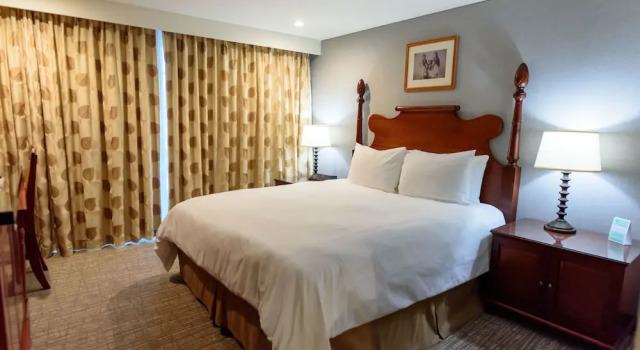 Двухместный номер Deluxe с балконом Polynesian Residences Waikiki Beach