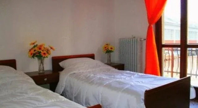 NEW FAMILY INN, Prenota Hotel Pero Lombardia, vicino a Stazione Metro Pero