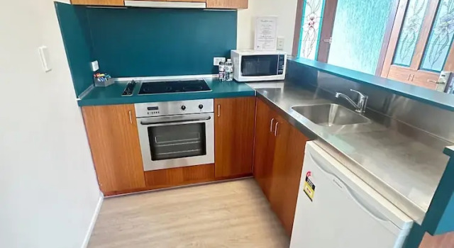 Семейные апартаменты Puffers Inn Logan Motel