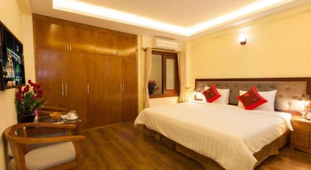 Двухместный номер Superior Queen Light Hotel - Ha Noi Old Quater
