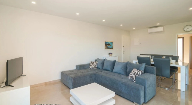 Awesome Apartment in Selca With 1 Bedrooms, Wifi and Outdoor Swimming Pool