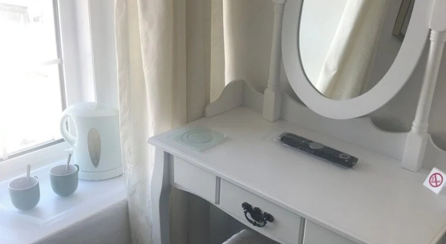 Одноместный номер Standard с видом на море Rooms at The Highcliffe