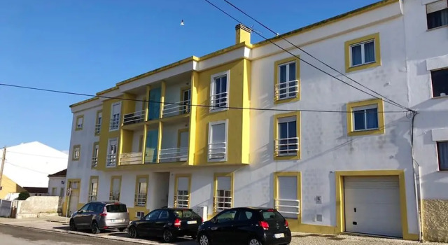 Apartment With one Bedroom in Peniche, With Terrace and Wifi - Near the Beach, Rezervovat Apartmán Hotely v Oeste s parkováním, Parkování
