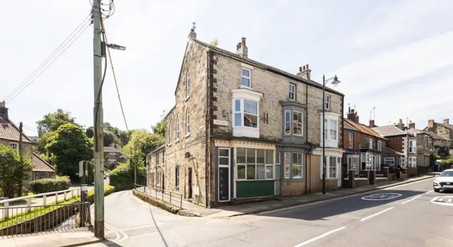 Host Stay High Street