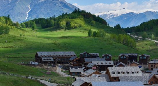 INWARD PEAK·Designer Holiday Homestay (Hemu Scenic Area Branch), Book Hotel Hom Xinjiang