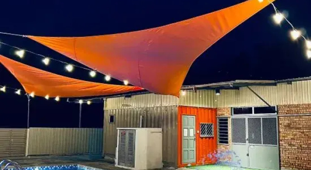The Rina Homestay• Private Pool • Karaoke • BBQ, Rezervasyon Otel Teluk Pelanduk Negeri Sembilan
