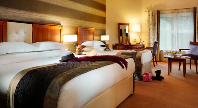 Номер Superior Brook Lane Hotel