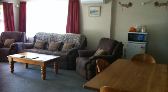 M&Y Airport Guest House