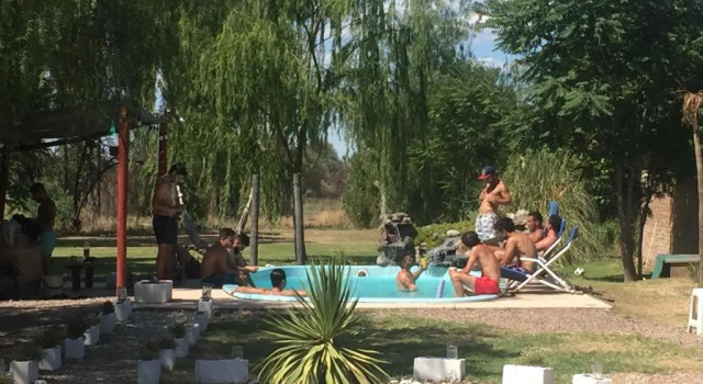 Кровать в общем номере Shanti Hostel