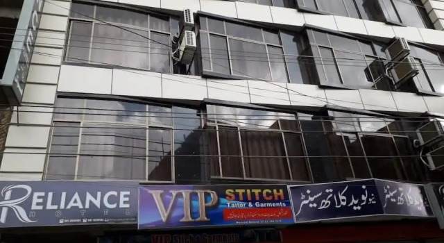 Reliance Hotel Quetta, Rezerwuj Hotel Hotele w Balochistan z parkingiem, Parking