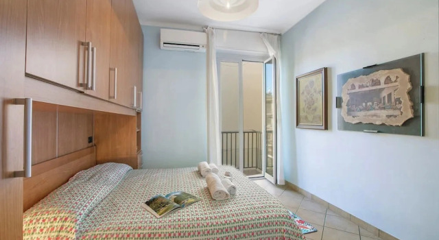 Семейные апартаменты с балконом Domus 21 Near Alassio Beach