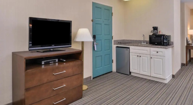 Люкс Deluxe Good Living Inn