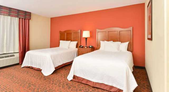 Четырёхместный номер Standard Hampton Inn Clinton, IA