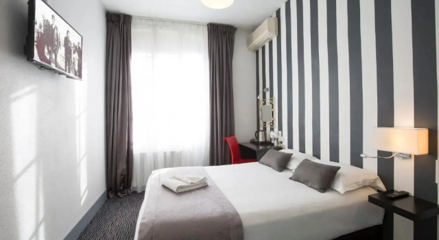 Одноместный номер Standard Hôtel Raymond 4 Toulouse
