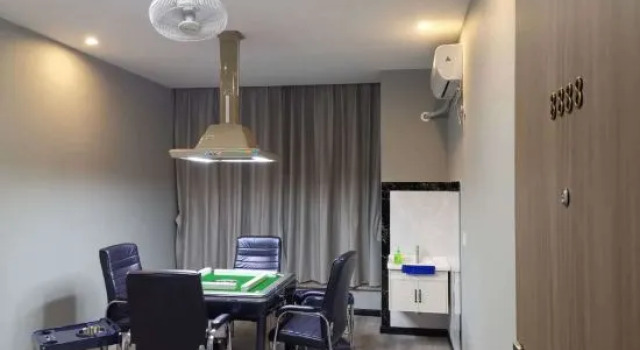 Shengzhou Yilai Business Hotel, Prenota Hotel Hotel a Shaoxing con parcheggio, Parcheggio