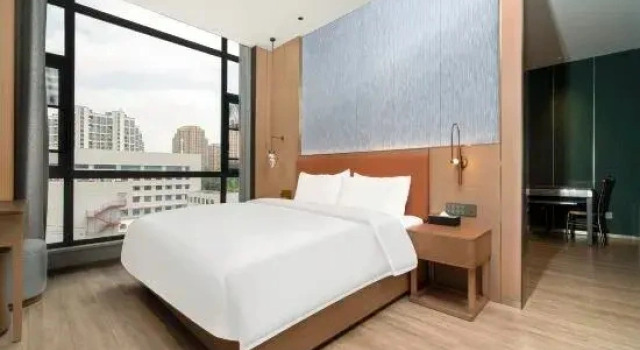 Люкс Madison Hotel Suizhou Guangshui Yingshan