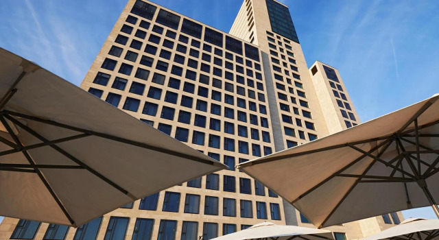 Номер Family Connecting Deluxe Waldorf Astoria Berlin