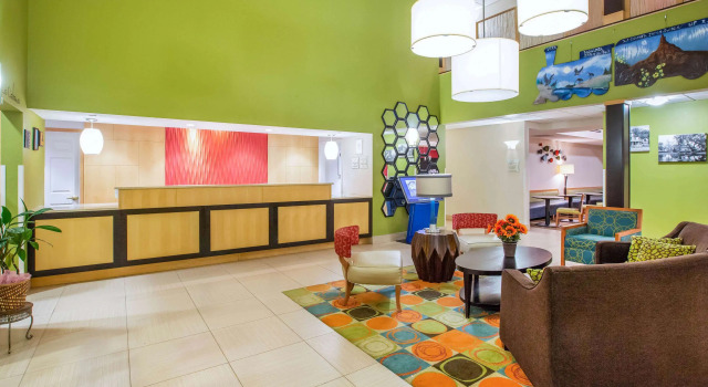 La Quinta Inn & Suites North Platte, Book Hotel 3-stjernede hoteller i Nebraska, 3*