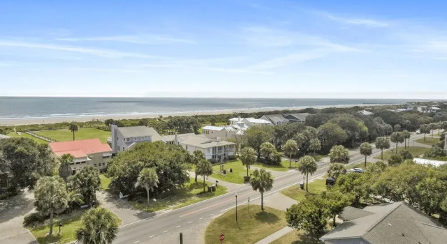 Коттедж 2701 Palm Boulevard by Avantstay Steps to the Beach, Ping Pong, Putting Green