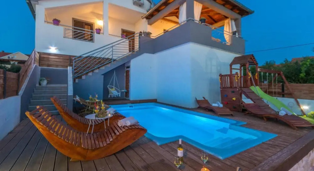 Stunning Home in Tinj With 3 Bedrooms, Wifi and Outdoor Swimming Pool