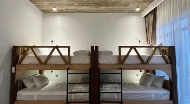 Tournesol Villa Dalat, Buchen Sie Villa Hotels in Lam Dong mit Pool, Schwimmbad
