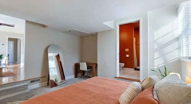 The Yellow Door Home for 8, Buchen Sie Ferienhaus Villen in Franklin, Villa