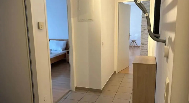 Modern Flat incl Parking, near Metro U1