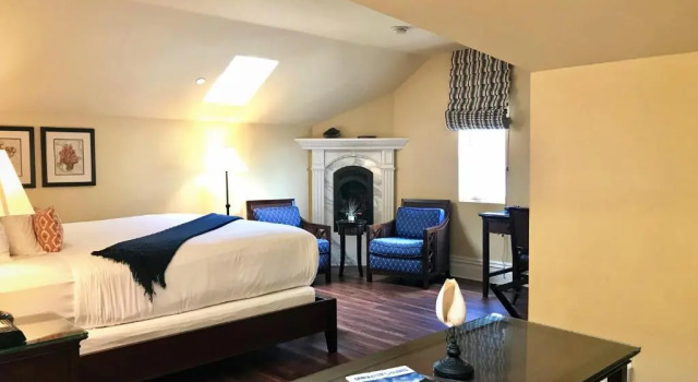 Номер Superior West Cliff Inn, A Four Sisters Inn