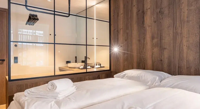 Premium Holiday Apartment With Sauna and Garden, Prenota Appartamento Hotel a Stiria con parcheggio, Parcheggio