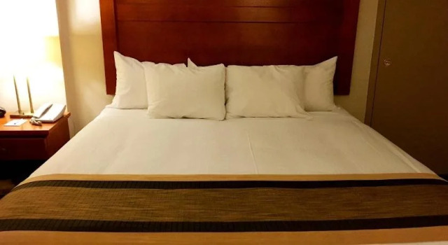 St. Albert Inn & Suites, Book Hotel St. Albert Central Alberta