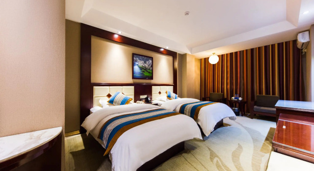Kunming Yunshuixingji Hotel, Rezerwuj Hotel Hotele w Kunming z parkingiem, Parking