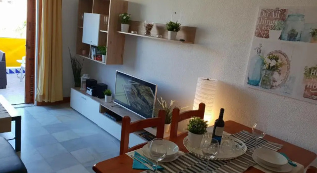 Duplex apartment No 4, close to sea and beach, heated pool, aircondition, wifi, Prenota Appartamento Hotel a Tenerife con piscina, Piscina