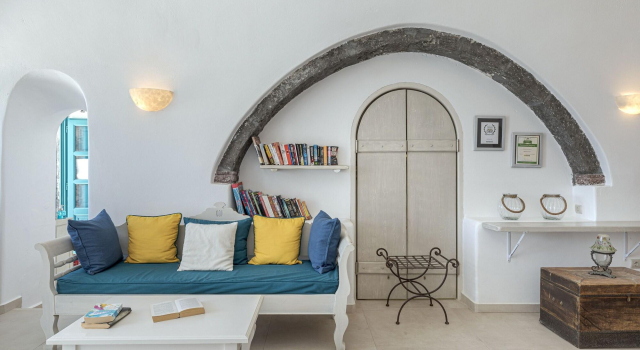 Afroessa Hotel by Caldera Houses