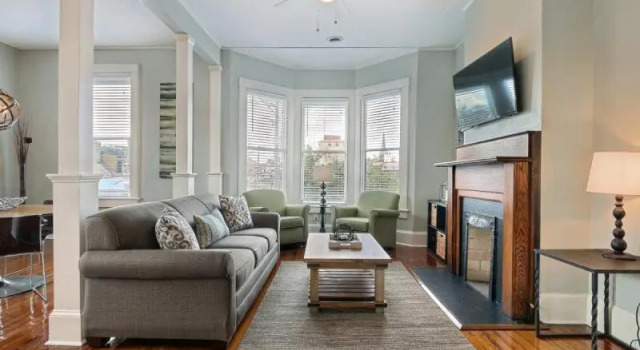 Apartment Lafayette Row Unit 3