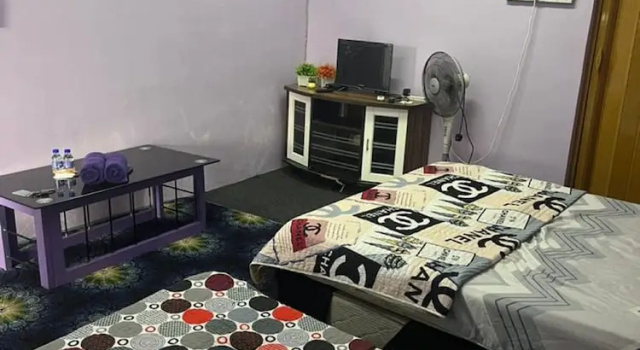 Трёхместный номер Standard OYO 90763 Chalet Teratak Tuan Muda