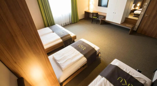 Семейный номер Standard RiKu HOTEL Neu-Ulm