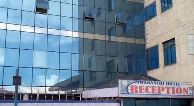 Mwananchi Hotel, Rezervovat Hotel Hotely v Kericho s parkováním, Parkování