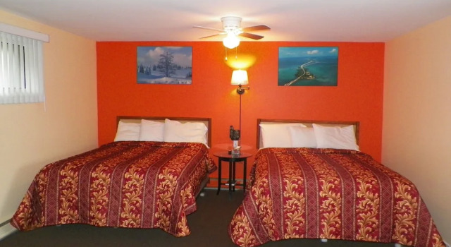 Номер Superior Sunparlor Motel