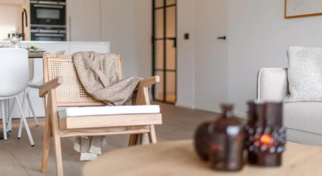 Апартаменты Renovated Apartment With sea View and Parking