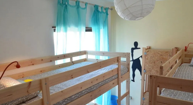 Pi Guest House, Rezervovat Penzión Hotely v Oeste s parkováním, Parkování