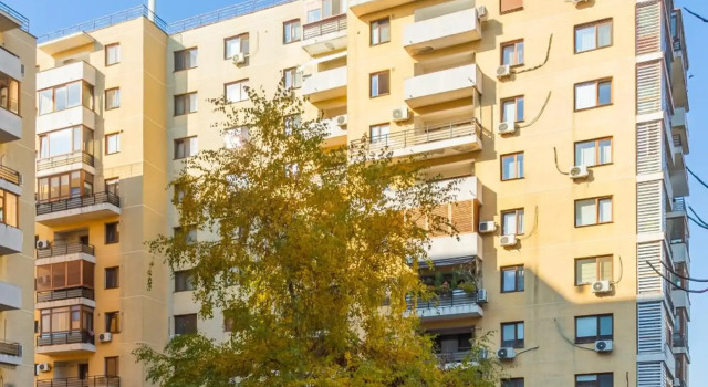 Lovely apartment with view and free parking, Prenota Appartamento Vitan 