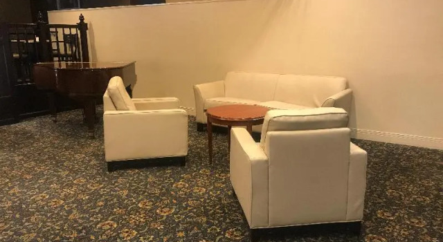 Holiday Inn Tewksbury Andover, Varaa Hotelli Hotellit New England uima-altaalla, Uima-allas