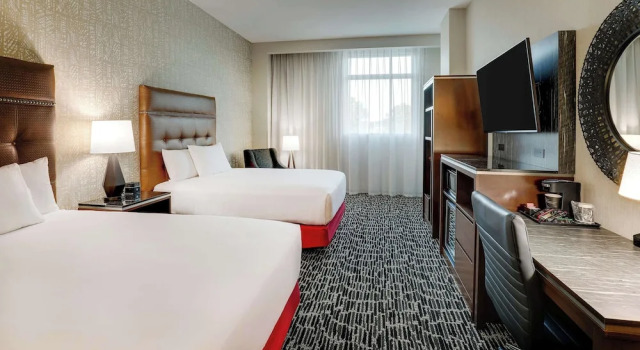 Четырёхместный номер Standard Drury Plaza Hotel Savannah Pooler