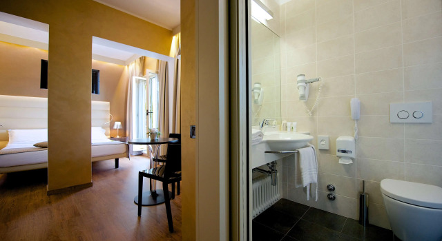 Двухместный номер Deluxe с балконом Best Western Hotel Luxor