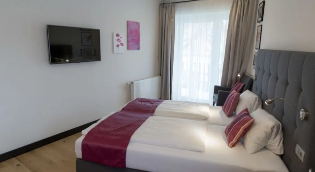 Двухместный номер Economy с балконом Hotel Locker & Legere - Self Check-in am Wochenende