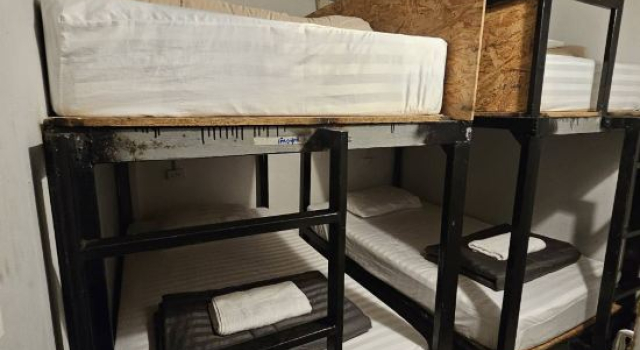 Кровать в общем номере (женский номер) Gravity Hostel